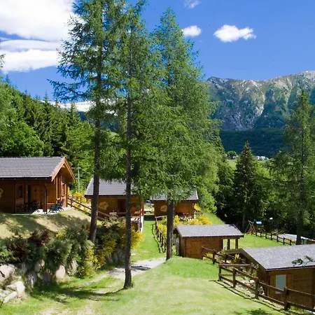 مكان تخييم Camping Village Yolki Palki Bognanco