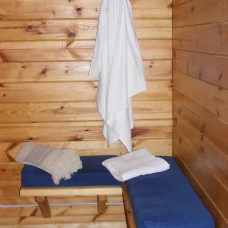 مكان تخييم Camping Village Yolki Palki 3*